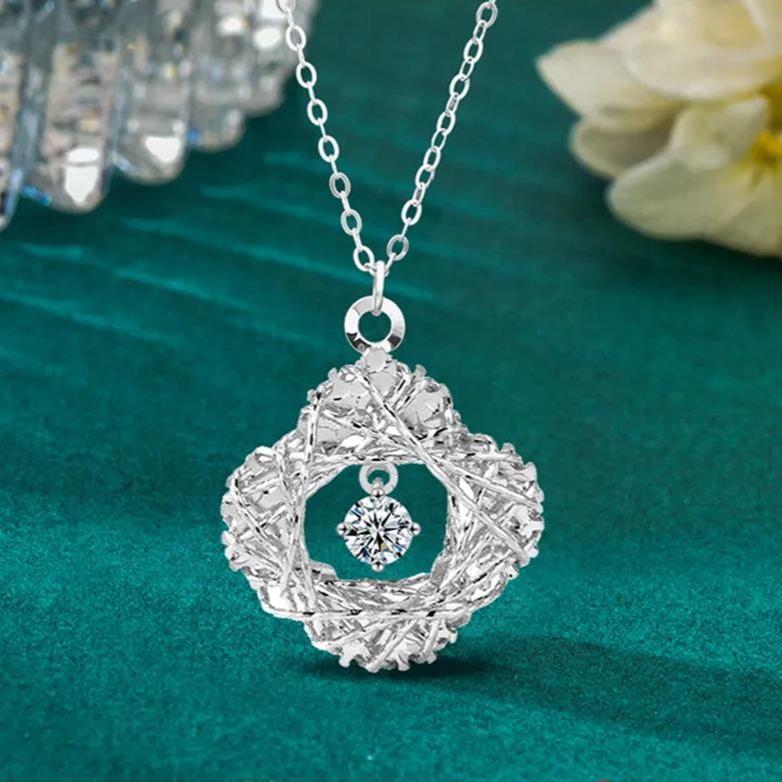 S925 Sterling Silver Moissanite Woven Dream Net Clover Pendant Necklace