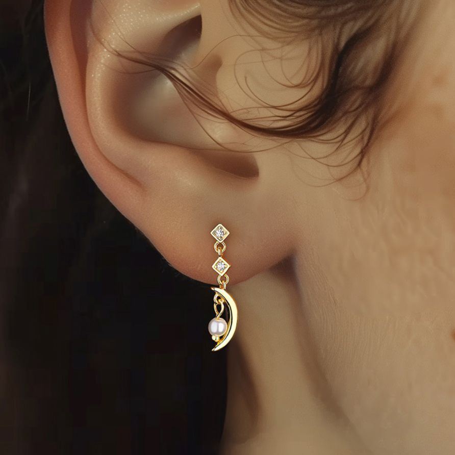 S925 Sterling Silver Star and Moon Stud Earrings with Zirconia