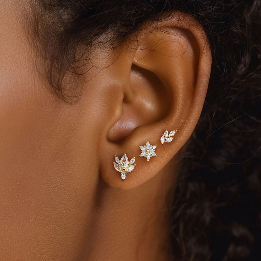 S925 Sterling Silver Teardrop-Shaped Stud Earrings with Zirconia