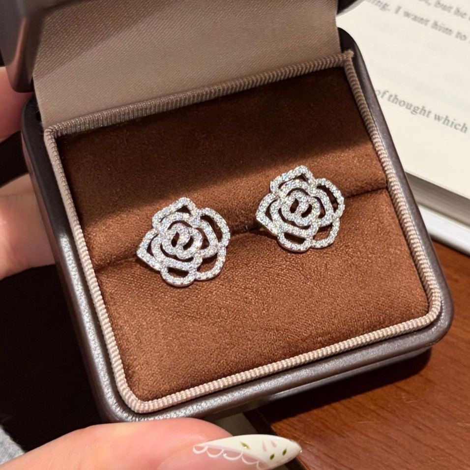 S925 Silver Moissanite Rose Camellia Stud Earrings