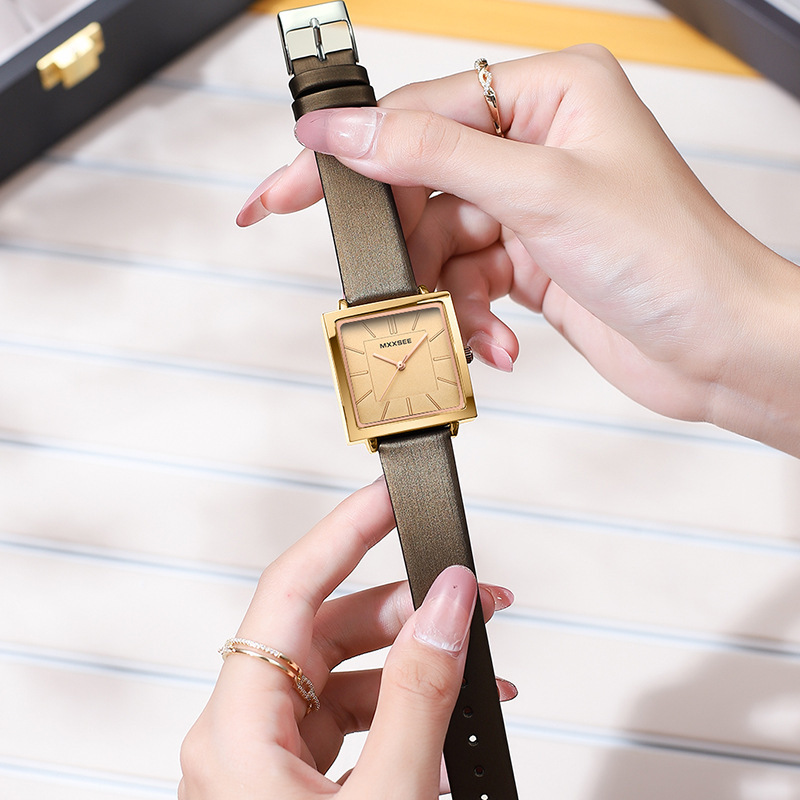 Fashion Analog Classic PU Leather Wrist Watch