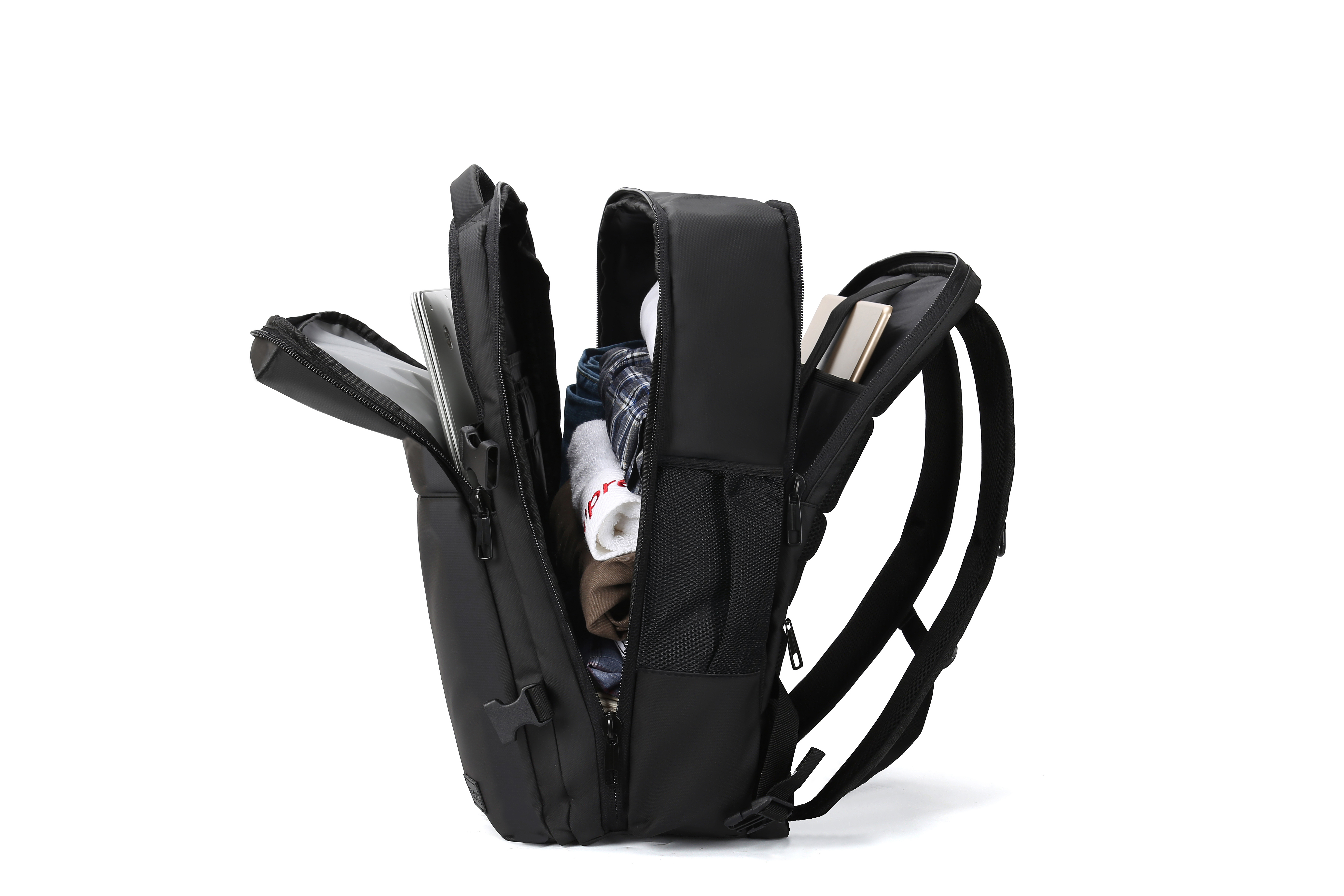 カジュアル ギフト クリスマス バックパック 通学 通勤 旅行用 背面ファスナー サイドポケット ショルダーベルト 撥水 15.6インチ ポケット 多い リュックサック 大きめ 軽量 おしゃれ