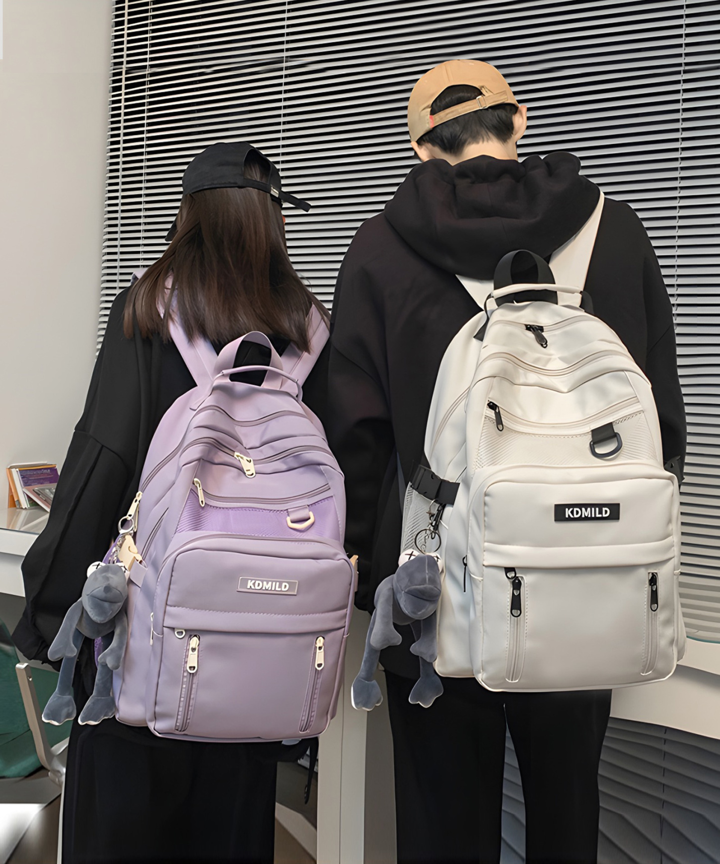 ★新入学応援！★可愛いキーホルダー付き★ リュック レディース リュックサック バックパック メンズ 男女兼用 ナイロン 大容量