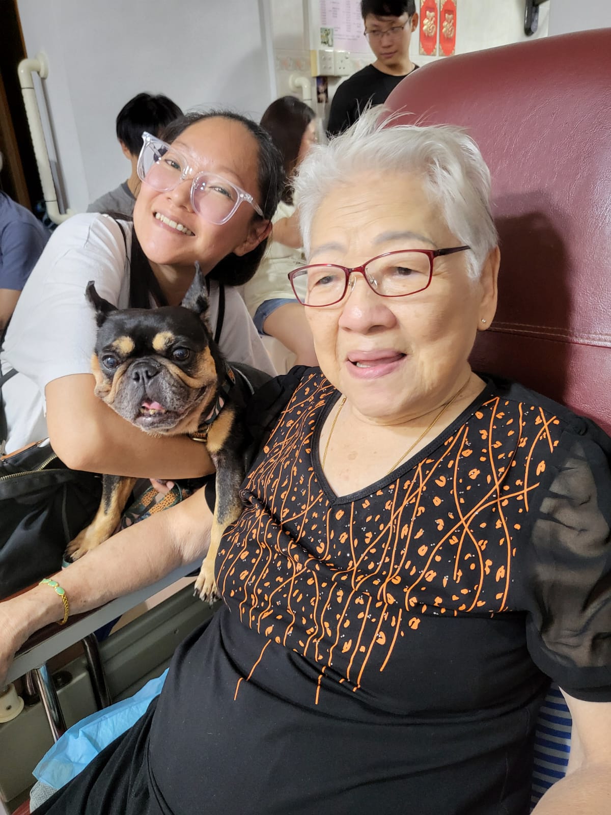 Judyvein Cheng with her grandma and BeanBean