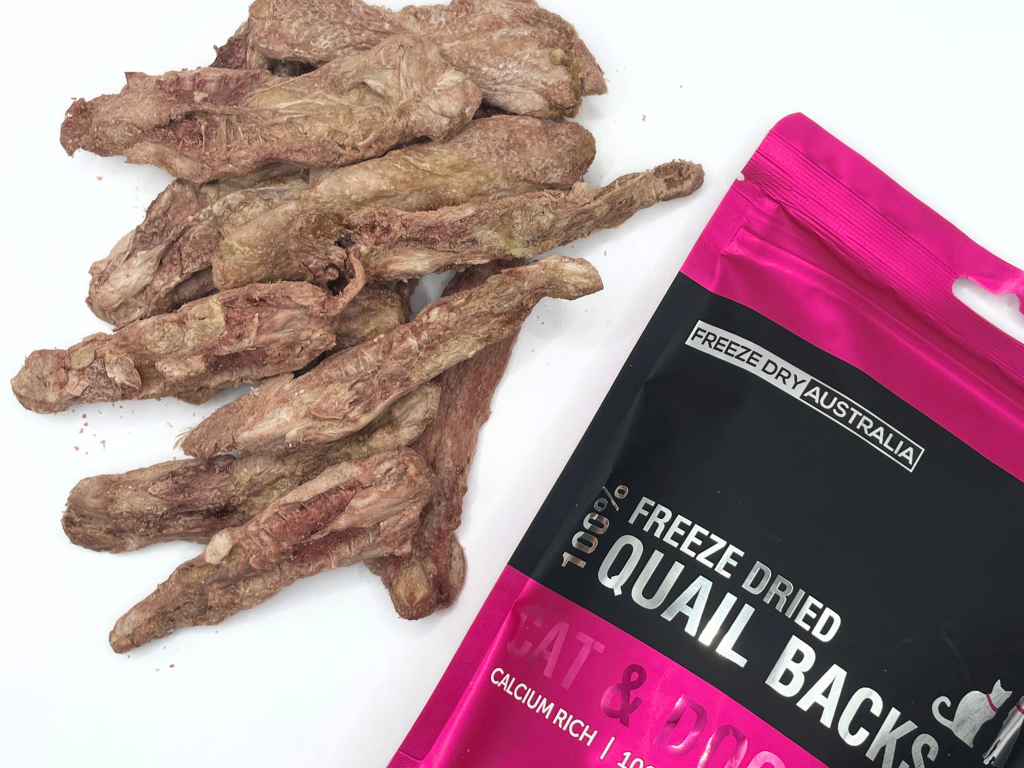 Freeze Dry Australia Quail Backs (80g) Freeze Dried Raw Meaty Bone Dental Chew Treat for Dogs and Cats