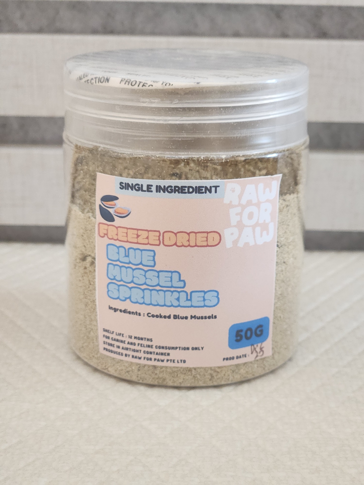 Raw for Paw Freeze Dried Blue Mussel Sprinkles (50g) Omega-3 Joint Support Food Topper for Dogs and Cats