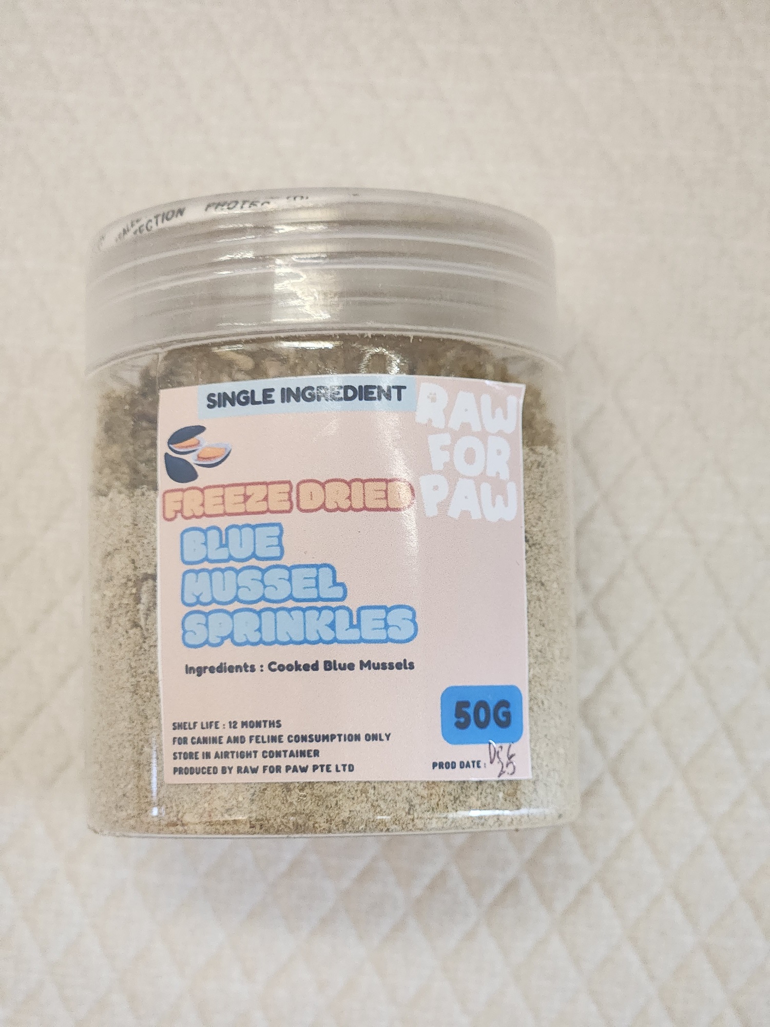 Raw for Paw Freeze Dried Blue Mussel Sprinkles (50g) Omega-3 Joint Support Food Topper for Dogs and Cats