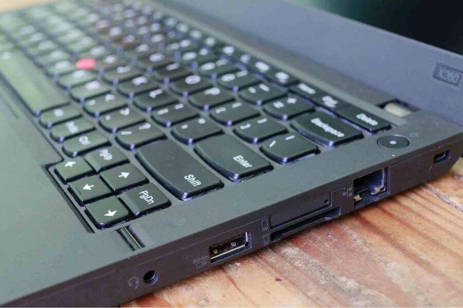 Notebook Retake Lenovo ThinkPad X260 INTEL CORE i5-6200U 6TH GEN/ 8GB RAM/256GB SSD