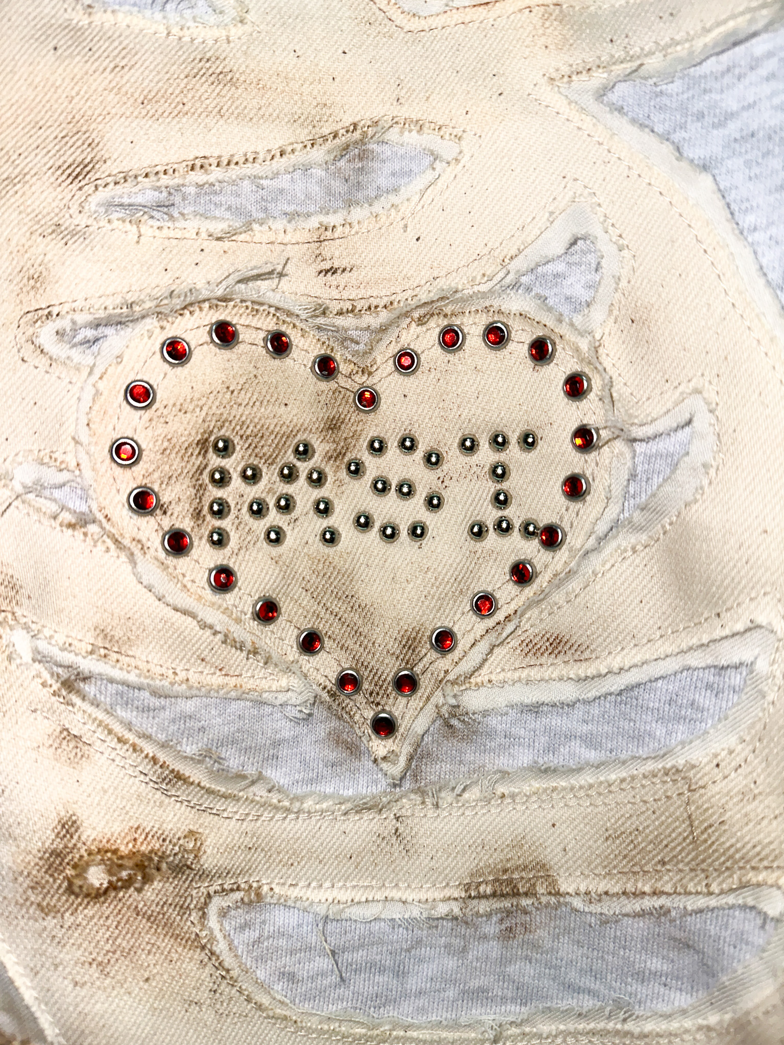 BONE STRUCTURE STUDS SWEATSHIRT