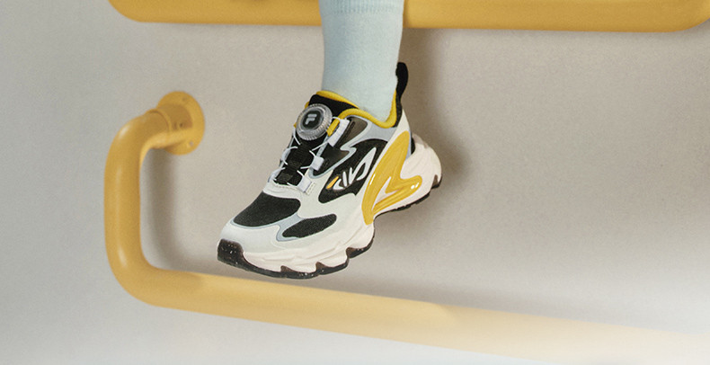 (EU28-32) FILA Kids Retro Running Shoes for boys and girls