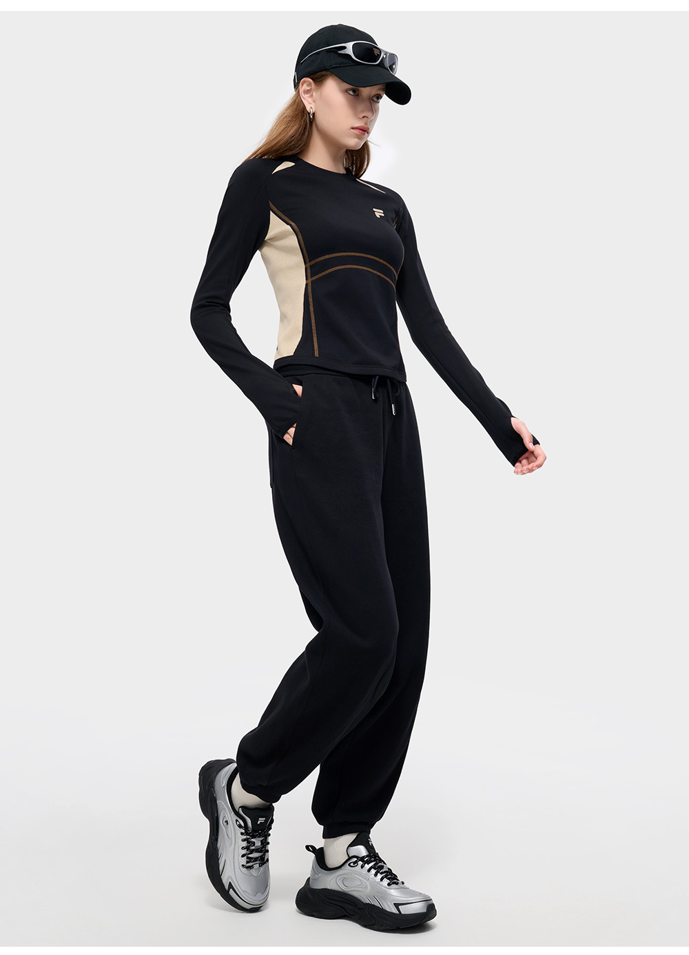 FILA FUSION INLINE CATEGORY CLUB LONG PANTS Women Knit Pants (Black / White)