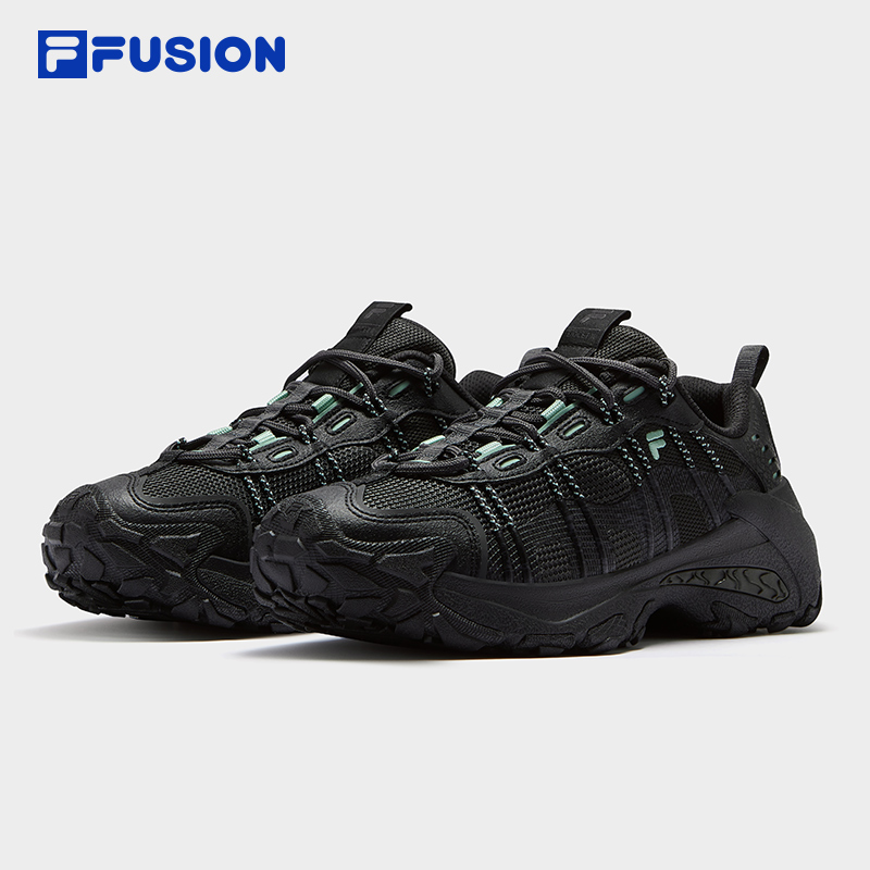 FILA FUSION FUSION EXOCET II Women Sneakers (White / Coral/Blue / Black)