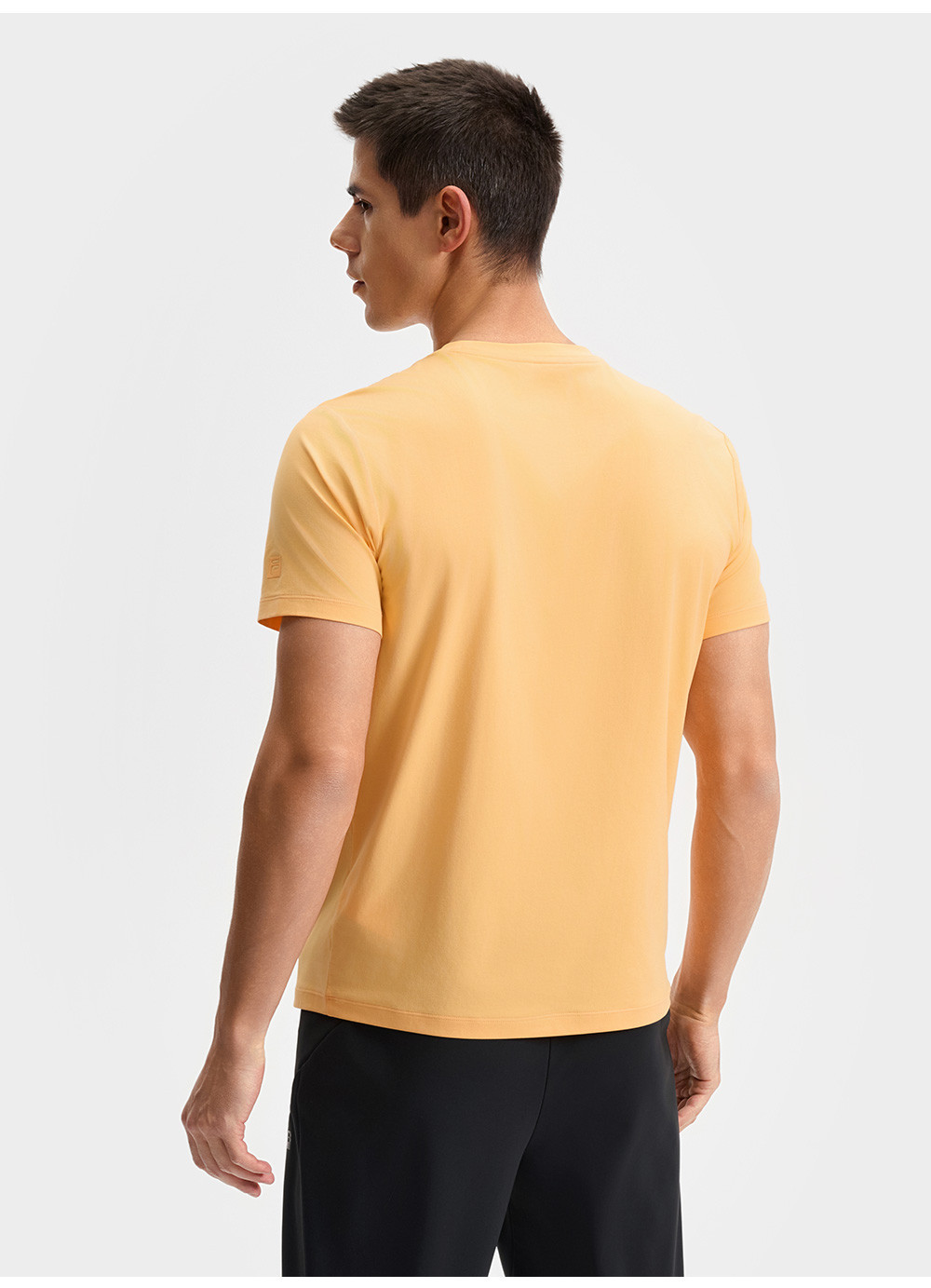 FILA CORE ATHLETICS FITNESS MEN ARTE ELEGANTE Men Short Sleeves T-Shirt (Orange / White)