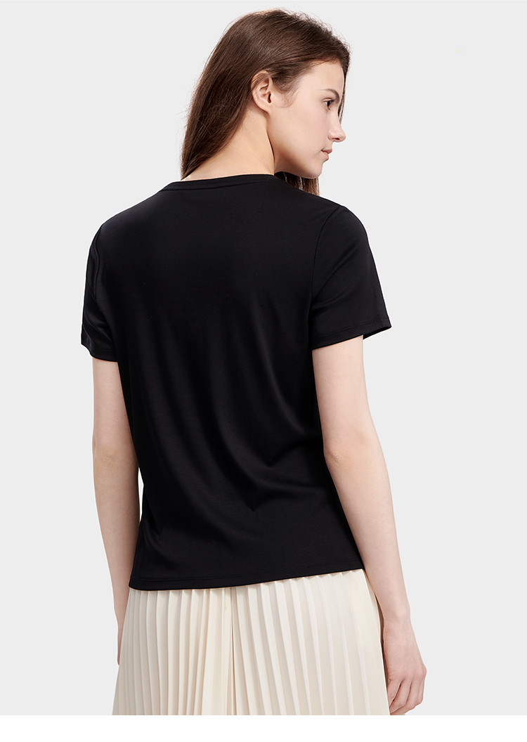 FILA CORE Women's White Line White Special Short Sleeve Tee (White/ Black / Light Green)