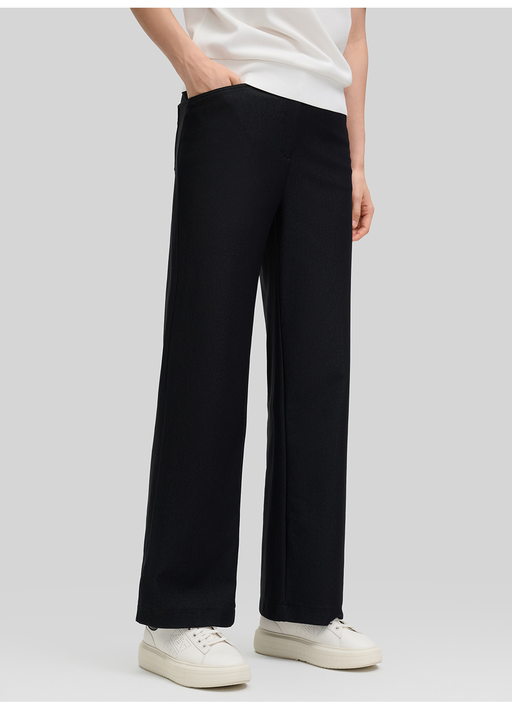 FILA CORE LIFESTYLE EMERALD FANCY BRERA Women Knit Pants (Black / Light Khaki)