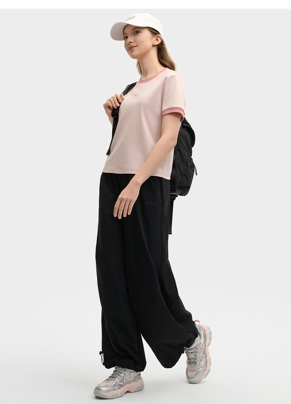 FILA CORE LIFESTYLE ORIGINALE DREAMS ON THE COURT Women Woven Pants (Black)