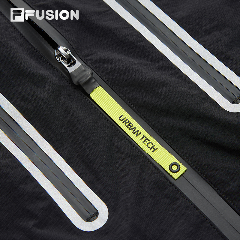 FILA FUSION X URBAN TECH CITY ASCENT Men Woven Vest (Black)