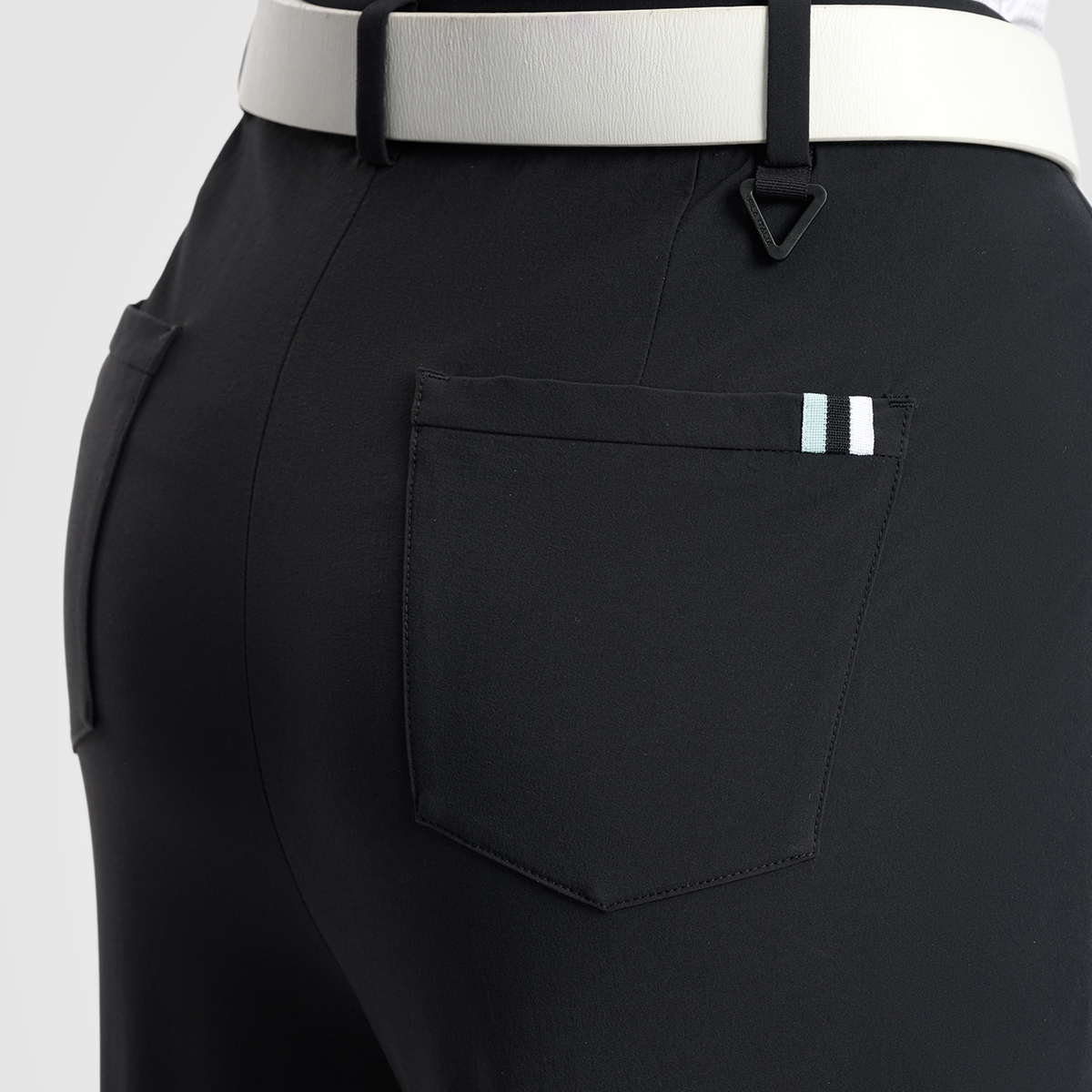 FILA CORE ATHLETICS GOLF ELITE GOLF CLUB Women Woven Pants (Black)