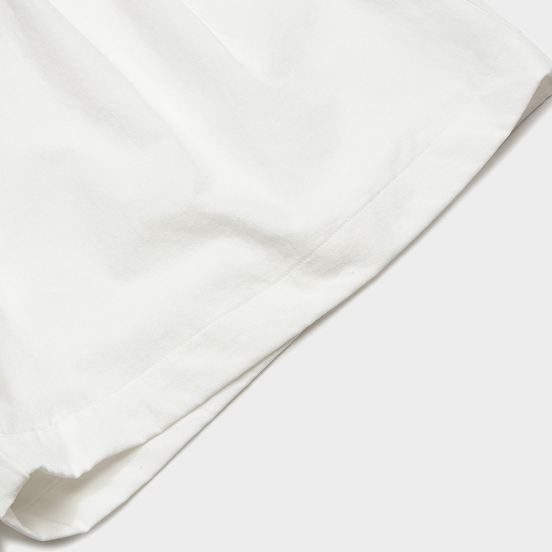 FILA CORE LIFESTYLE WHITE SPORTY & LUXURIOUS Women Woven Shorts (White)