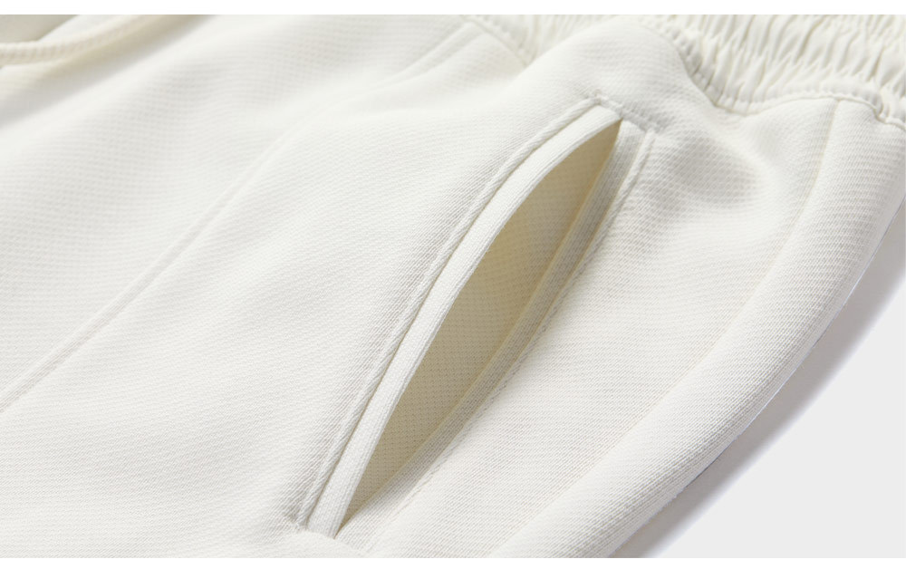 FILA FUSION INLINE FUSION LIFE FUSIONEER ROYAL FAMILY HOLIDAY Women Knit Pants (White)