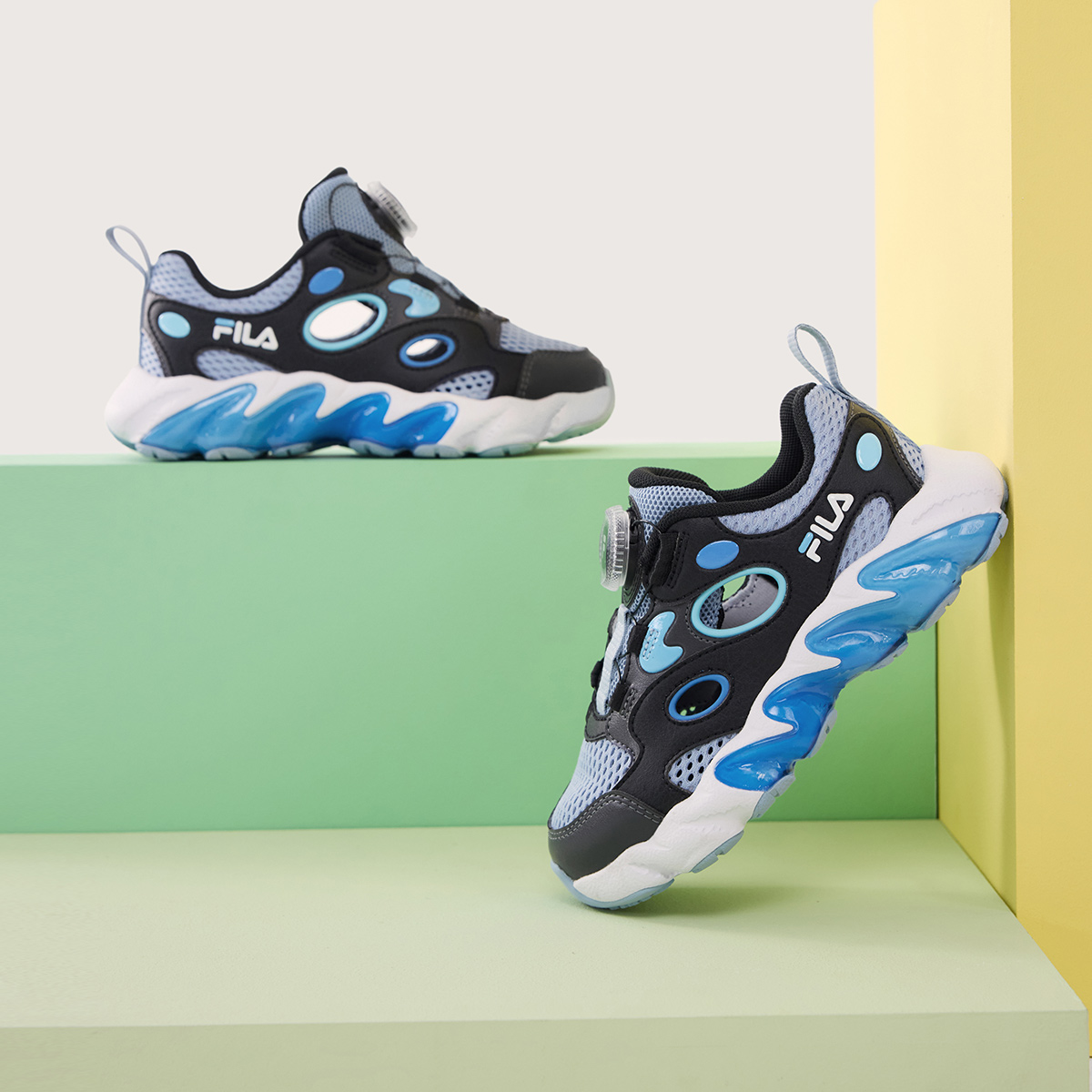 FILA BOYS' HERITAGE-FHT FERN 2 Shoes