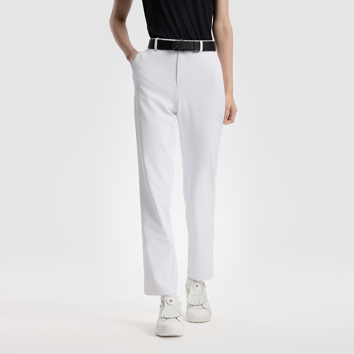 FILA CORE ATHLETICS GOLF ELITE GOLF CLUB Women Woven Pants (White)