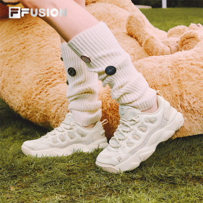 FILA FUSION WATERBEAR Women Sneakers (Black/White)