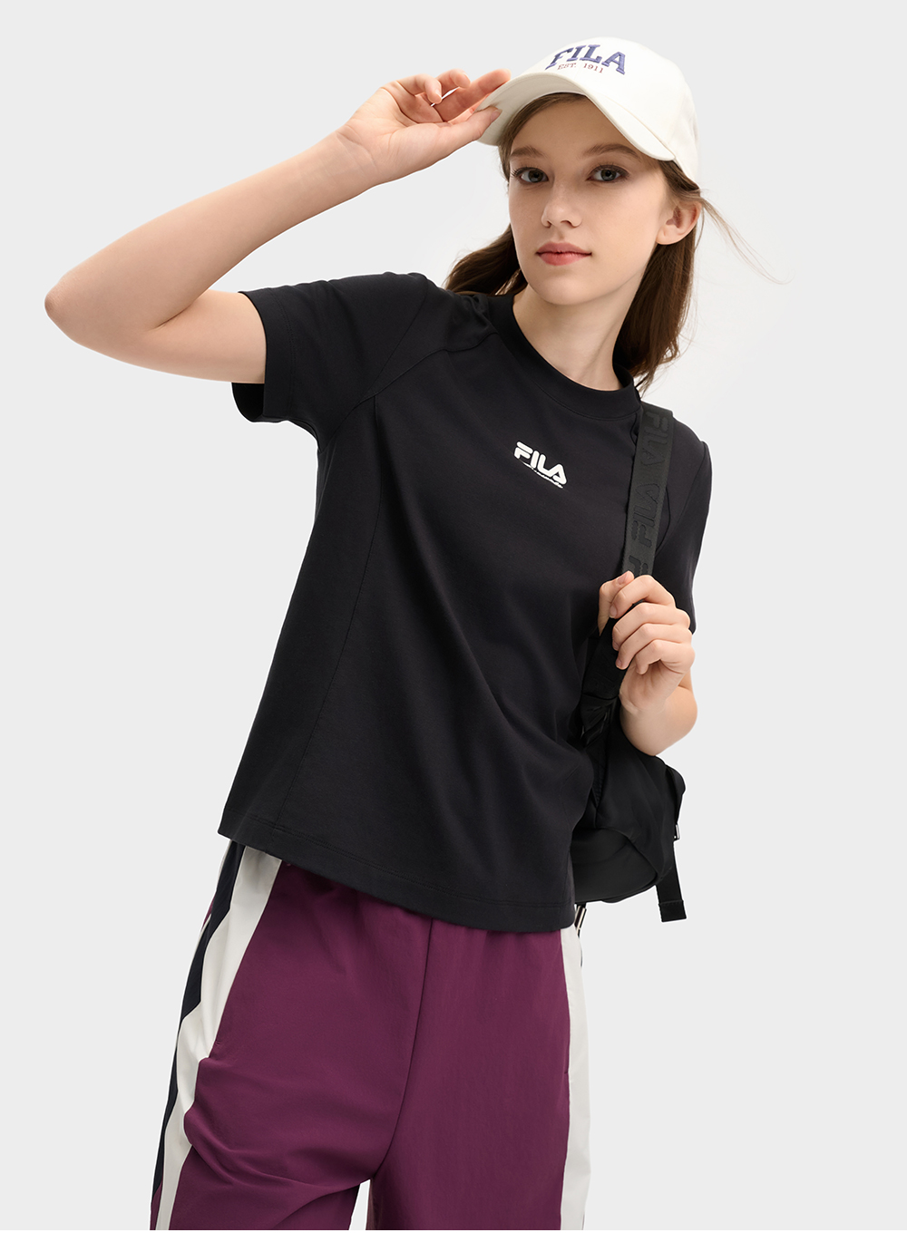 FILA CORE LIFESTYLE ORIGINALE VANGUARD EXPLORATION Women Short Sleeves T-Shirt (Black / White)