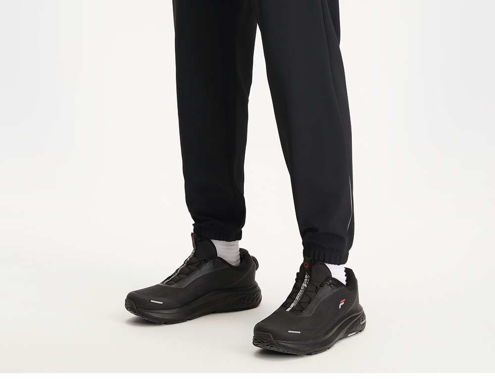 FILA CORE ATHLETICS A.P. (ALL PURPOSE) Men Knit Pants (Black / Navy)