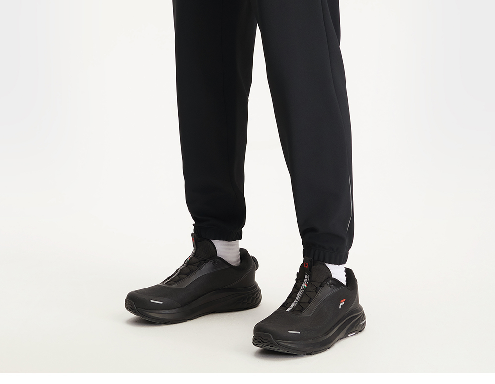 FILA CORE ATHLETICS A.P. (ALL PURPOSE) Men Knit Pants (Black / Navy)