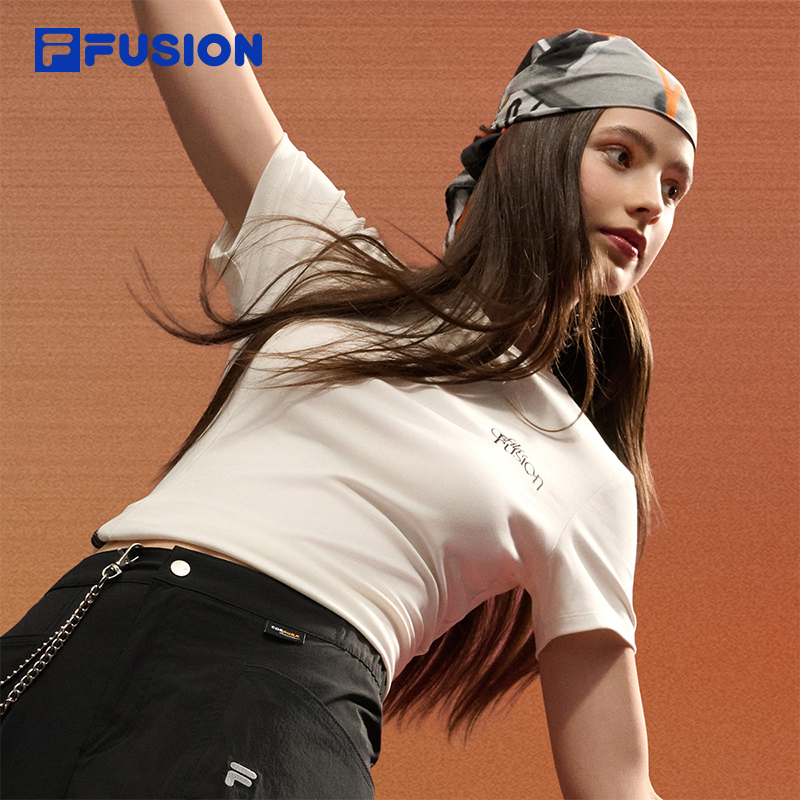 FILA FUSION WORKWEAR METRO PORTAL Women Short Sleeve T-shirt