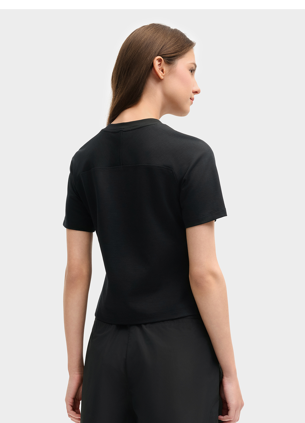 FILA CORE LIFESTYLE MILANO LUXURY CAFFE / FLAT WHITE Women Short Sleeves T-Shirt (Black / White)