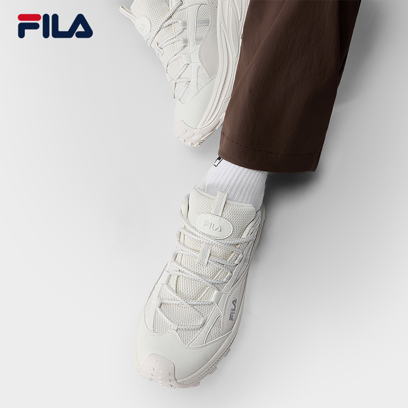 FILA CORE FASHION ORIGINALE FILA TREK 2 Men Sneakers (Black/White/Grey)
