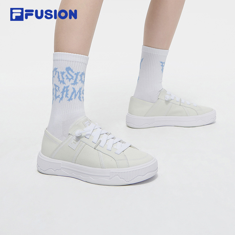 FILA FUSION POP III SE FUSION SKATEBOARDING Women's Lifestyle Sneakers (Black / White / Yellow Shoes)