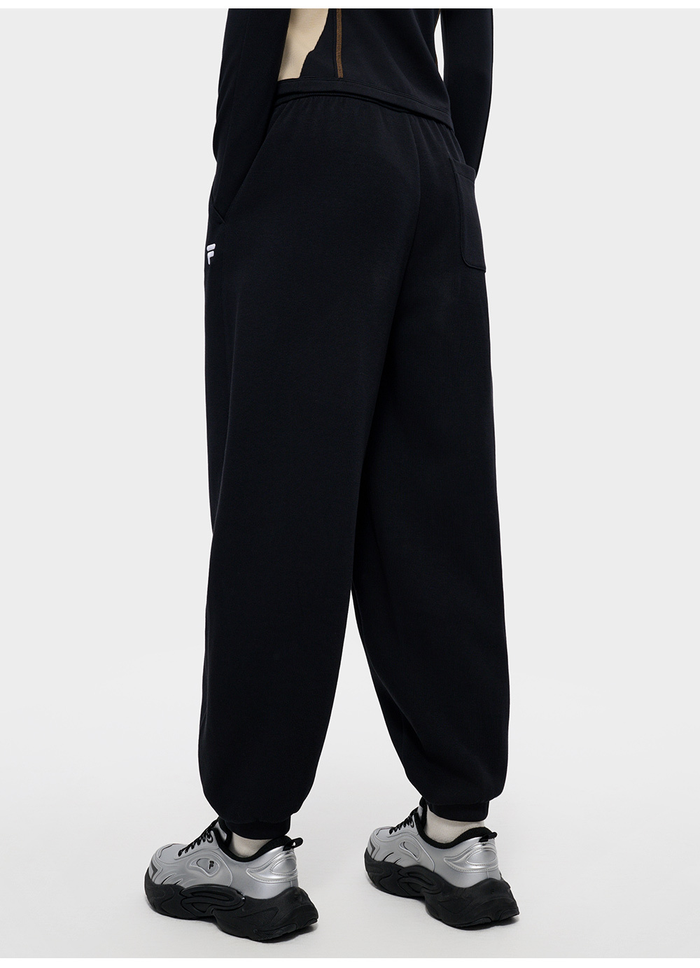 FILA FUSION INLINE CATEGORY CLUB LONG PANTS Women Knit Pants (Black / White)