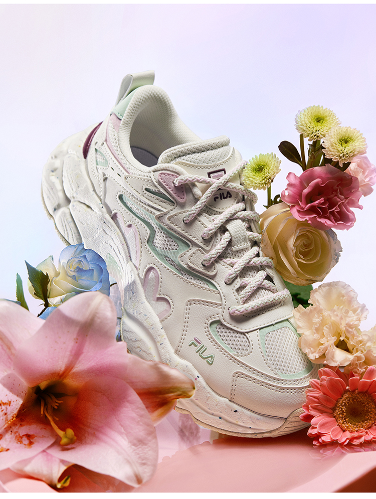 [ Valentine's Day ] FILA CORE FERN V-DAY FASHION MODERNO Womens Sneakers in Pink