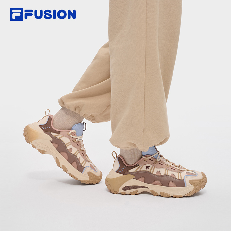 FILA FUSION SNEAKERS Women Sneakers
