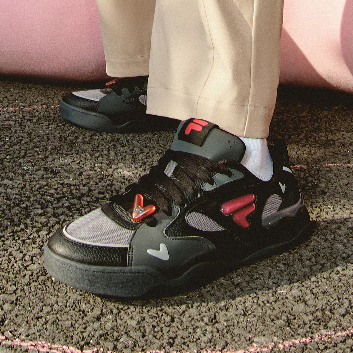 [V-Day Edition] FILA FUSION KICK II Women & Men Skate Shoes (Valentine's Couple Sneakers - Black and White )