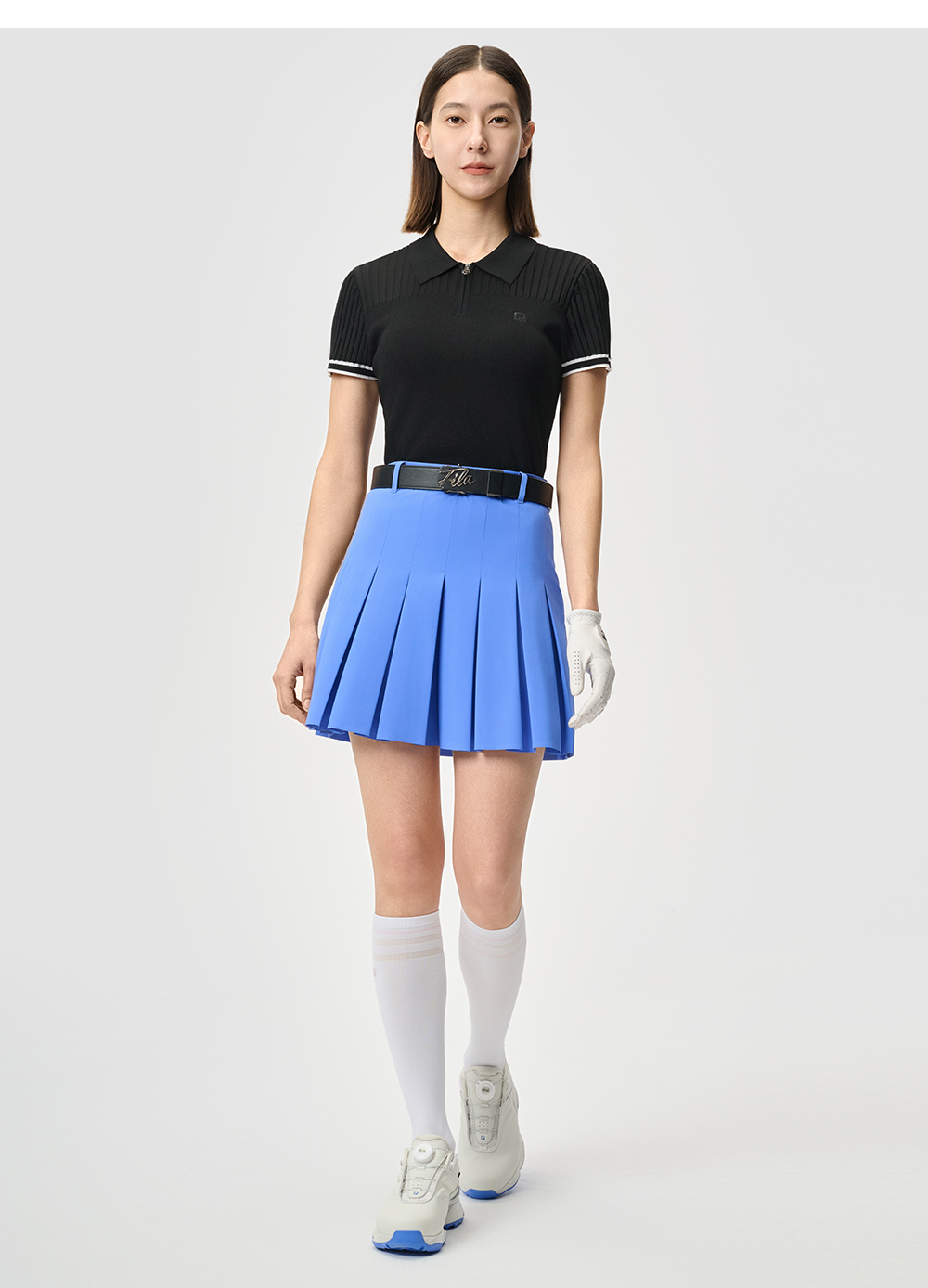 FILA CORE ATHLETICS GOLF Women Knit Sweater (Black / White)