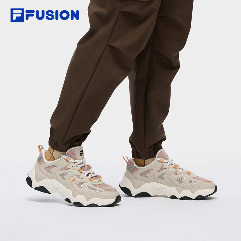 FILA FUSION SNEAKERS COMET II Men Sneakers (Black/White)
