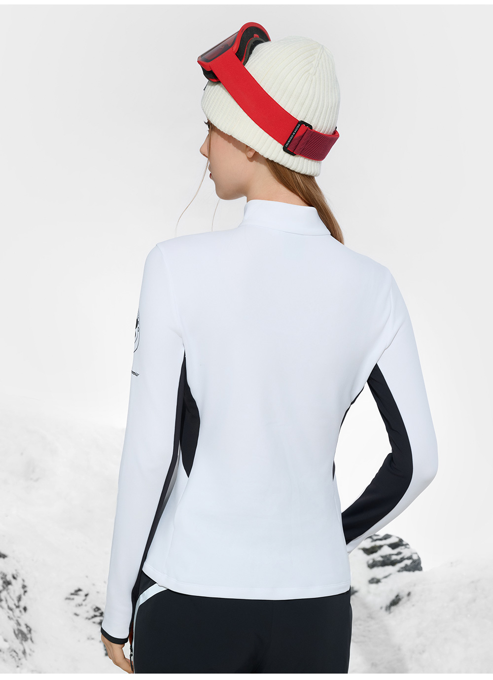 FILA CORE ATHLETICS SKI FILA X JAMES JEAN Women Long Sleeve Top (Black / White)