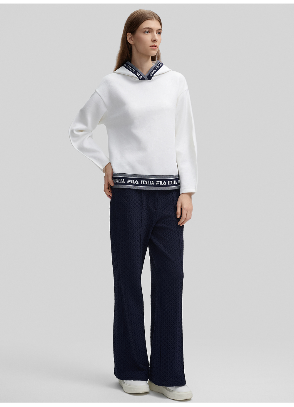 FILA CORE LIFESTYLE FILA EMERALD CHEVAL BLANC COURCHEVEL Women Hoodie (White)