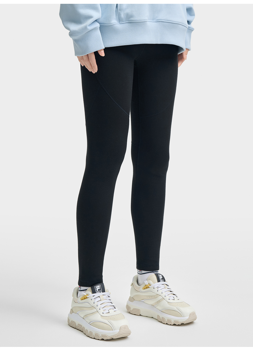 FILA CORE LIFESTYLE FILA MILANO STUDIO IN MILAN Women Knit Pants (Black)