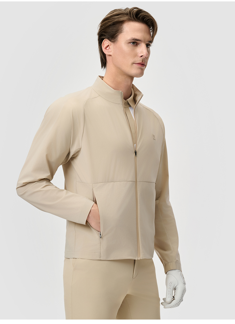 FILA CORE ATHLETICS GOLF STATELY FLORAL Men Woven Jacket (Black / Light Khaki)