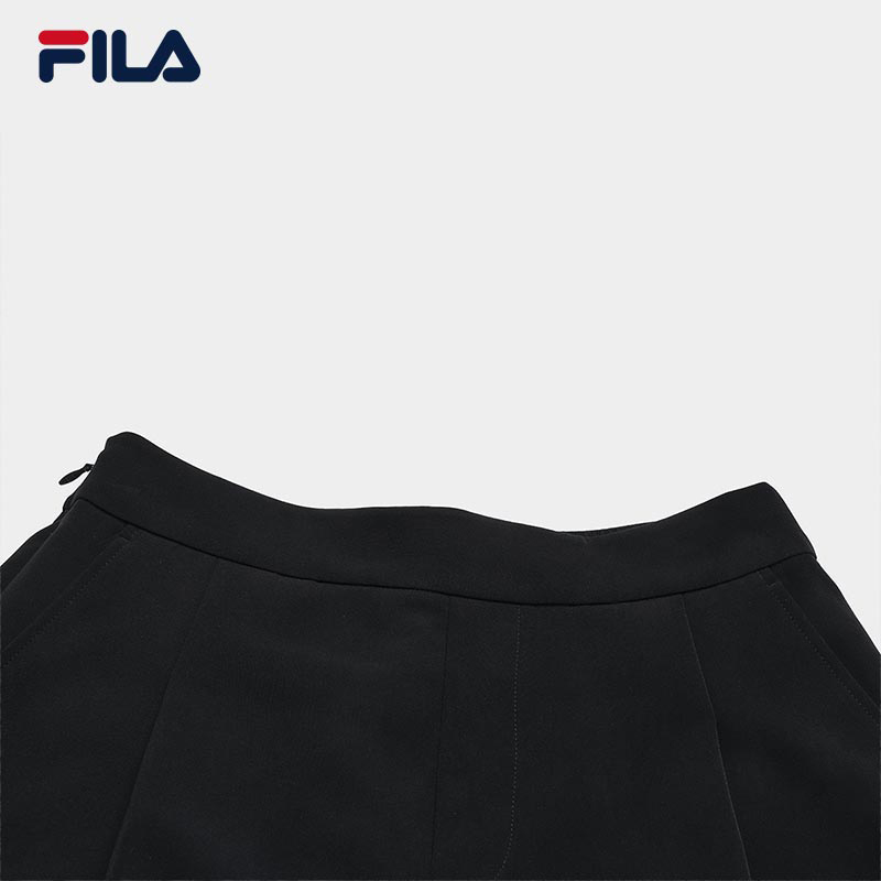 FILA CORE LIFESTYLE WHITE LINE ESCAPE THE CITY Women Woven Shorts