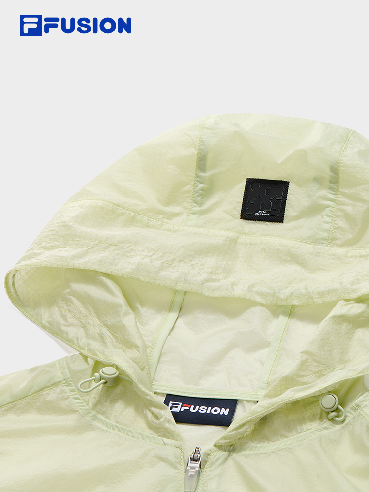 FILA FUSION  WORKWEAR METRO PORTAL Women Sun-proof Jacket (Light Green)