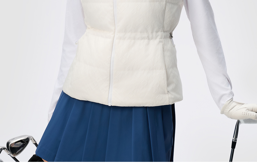 FILA CORE ATHLETICS GOLF DP WORLD TOUR MONOGRAM STRIPE Women Down Jacket Vest (White)