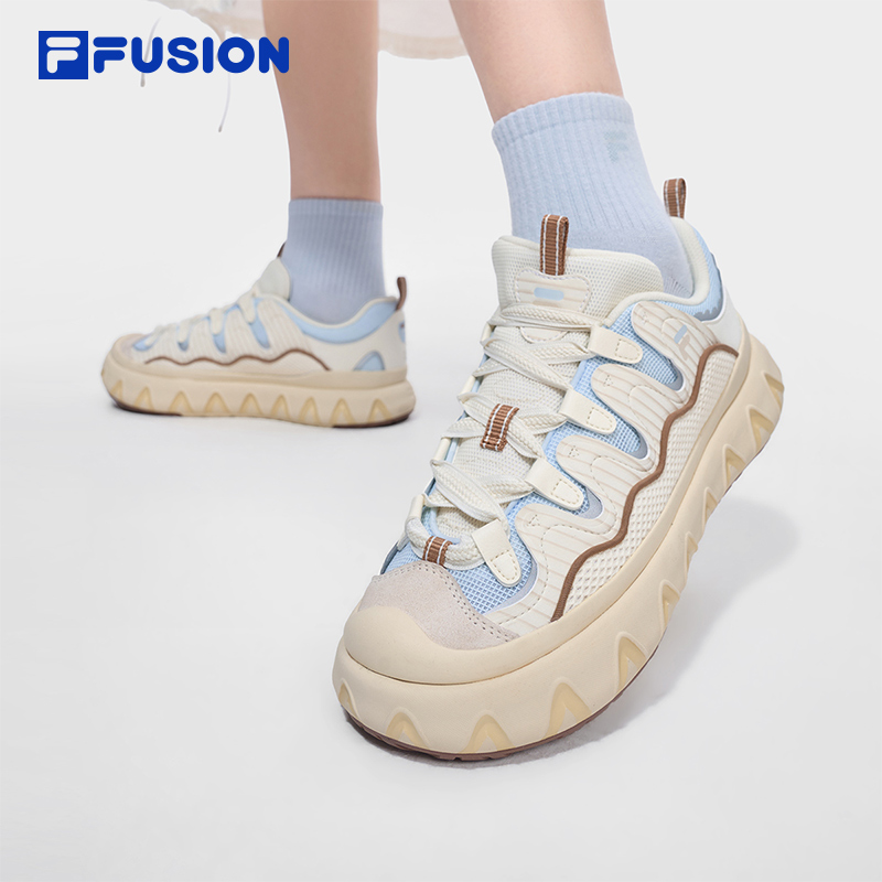 FILA FUSION Women Sneakers