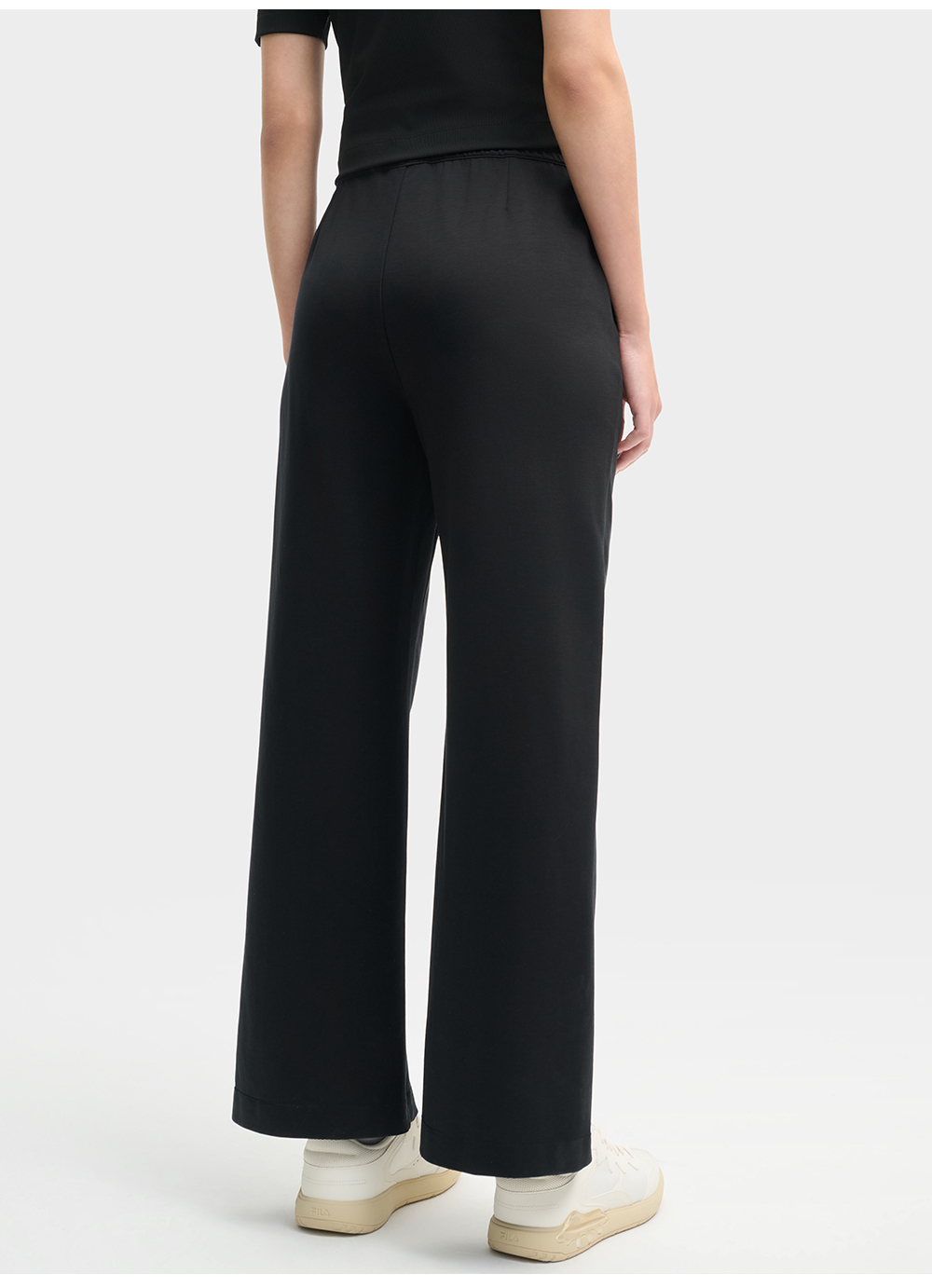 FILA CORE LIFESTYLE MILANO ENJOY A CUP OF JOE Women Knit Pants (Black)