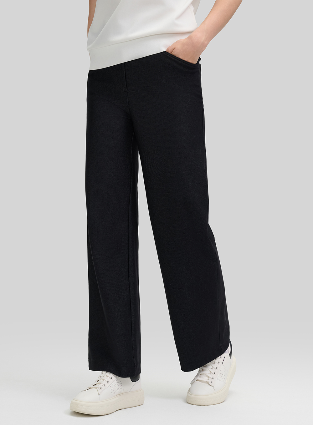 FILA CORE LIFESTYLE EMERALD FANCY BRERA Women Knit Pants (Black / Light Khaki)